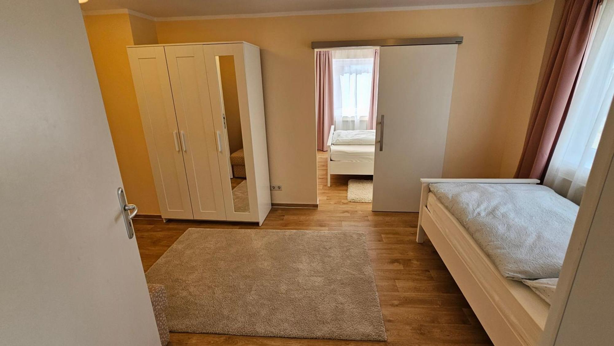 Sehr Schoenes Und Grosses Haus In Dresden - Partys Und Andere Feierlichkeiten Sind Wegen Eventueller Laermbelaestigung Nicht Gestattet Bagian luar foto